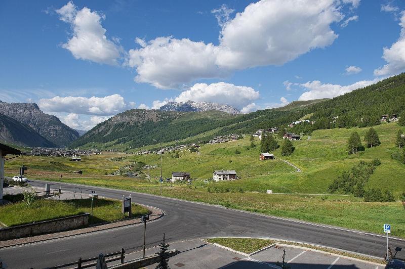 Hotel Meeting Livigno Exteriör bild