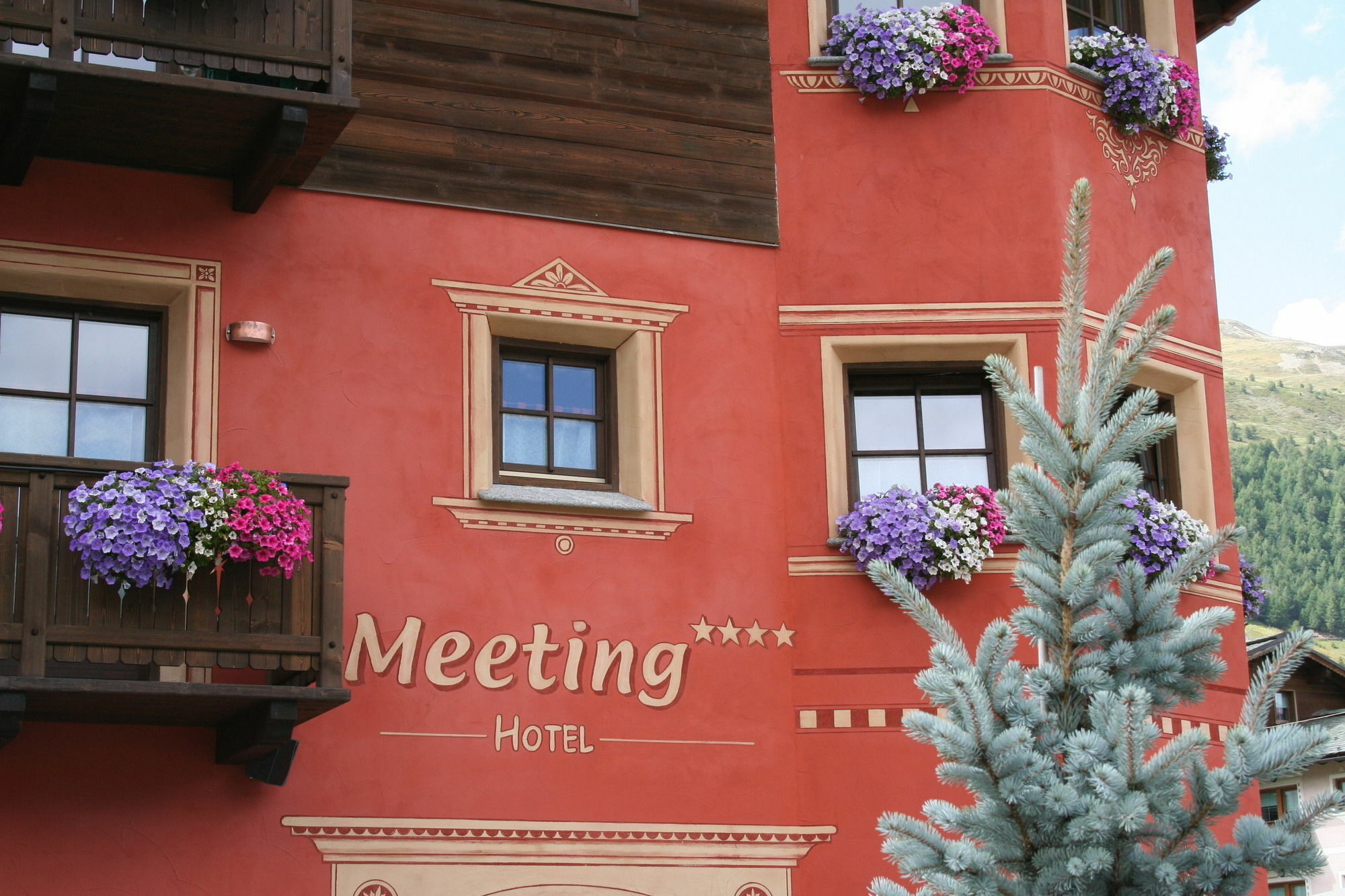 Hotel Meeting Livigno Exteriör bild